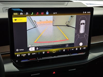 2027 Volkswagen Atlas SE w/Technology