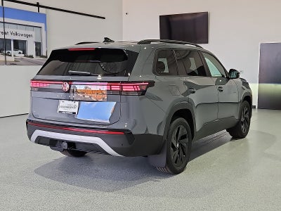 2027 Volkswagen Atlas SE w/Technology