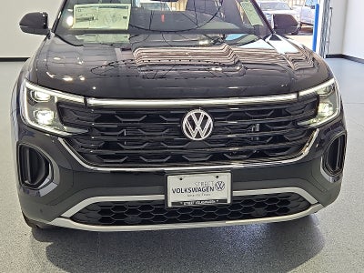 2026 Volkswagen Atlas Cross Sport SE with Technology