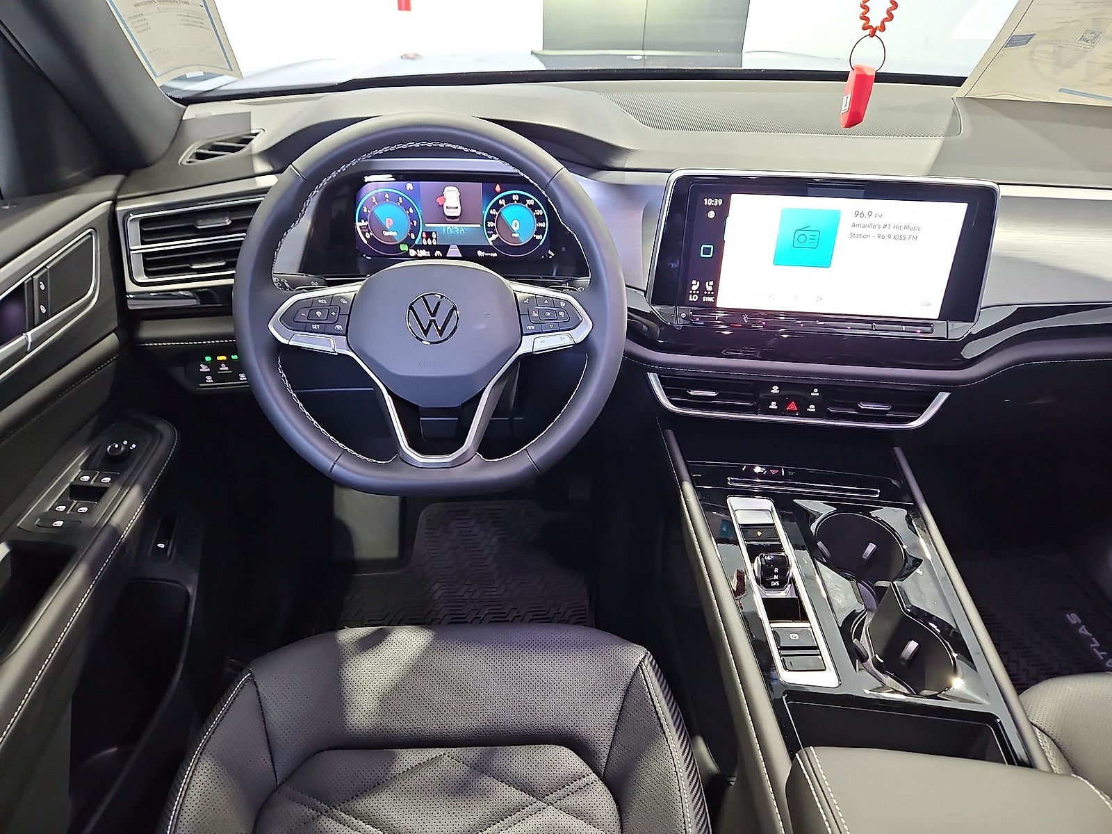 2026 Volkswagen Atlas Cross Sport SE with Technology