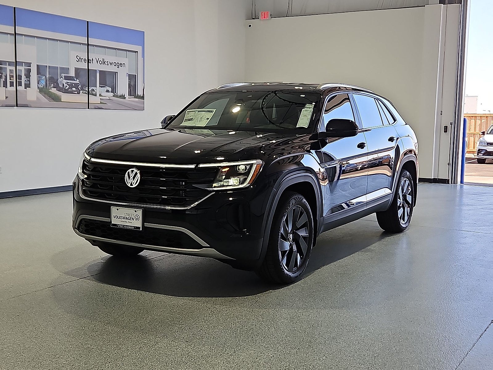 2026 Volkswagen Atlas Cross Sport SE with Technology