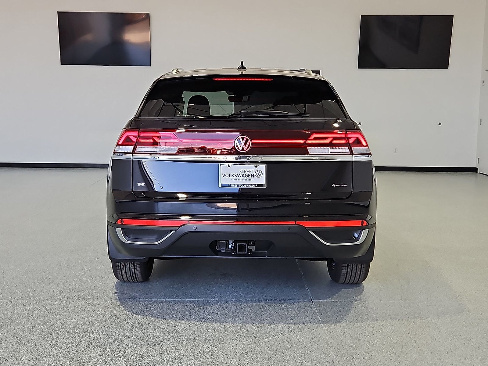 2026 Volkswagen Atlas Cross Sport SE with Technology