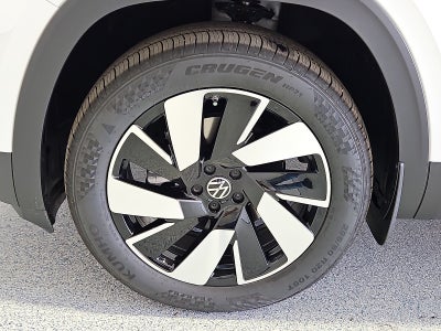 2026 Volkswagen Atlas Cross Sport SE with Technology