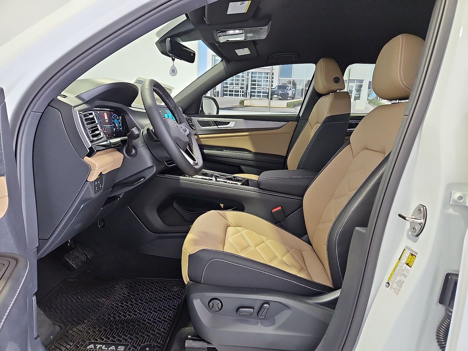 2026 Volkswagen Atlas Cross Sport SE with Technology