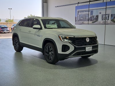 2026 Volkswagen Atlas Cross Sport SE with Technology