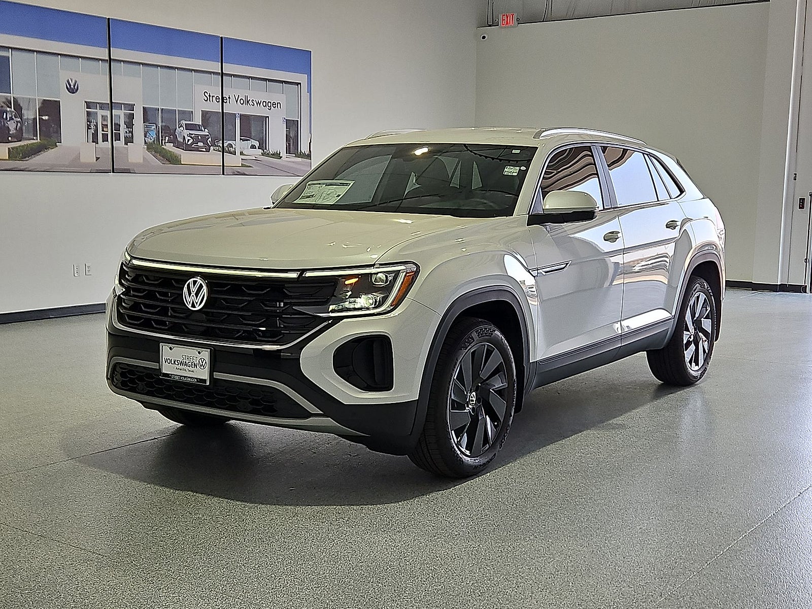2026 Volkswagen Atlas Cross Sport SE with Technology