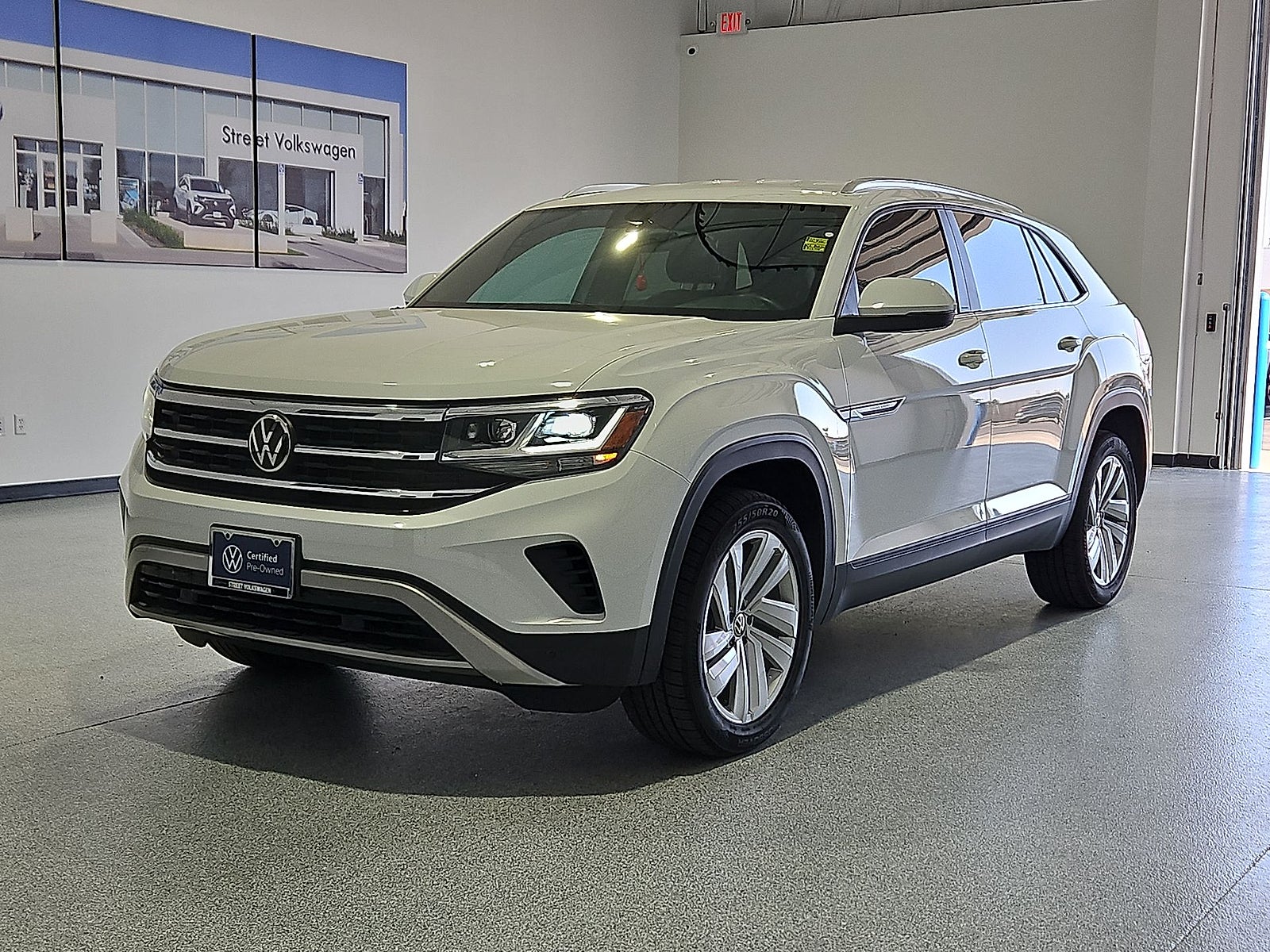 2023 Volkswagen Atlas Cross Sport 3.6L V6 SE w/Technology