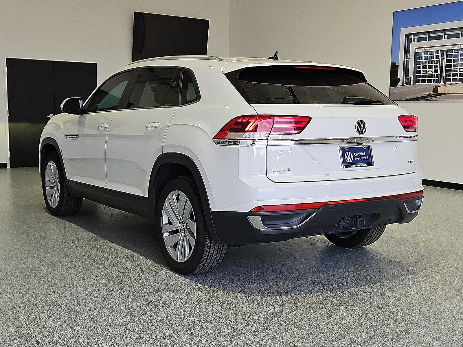2023 Volkswagen Atlas Cross Sport 3.6L V6 SE w/Technology