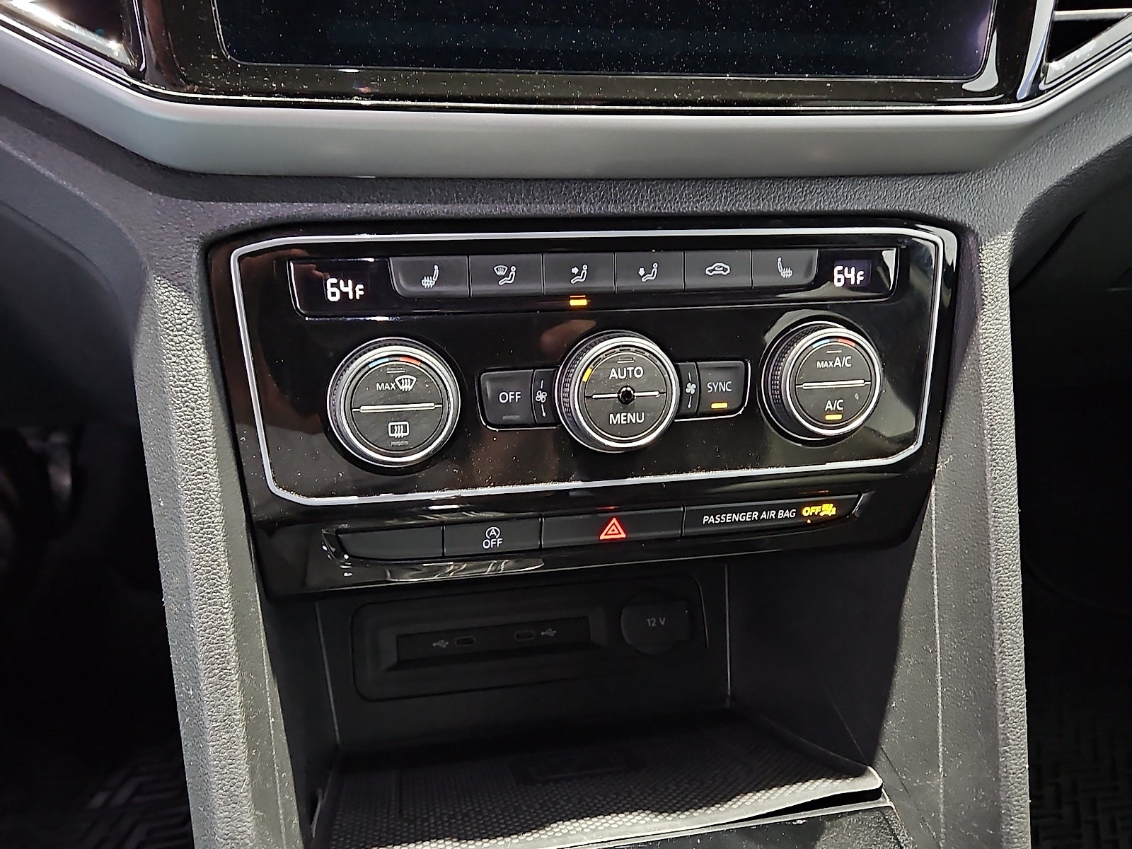 2022 Volkswagen Atlas Cross Sport 3.6L V6 SE w/Technology