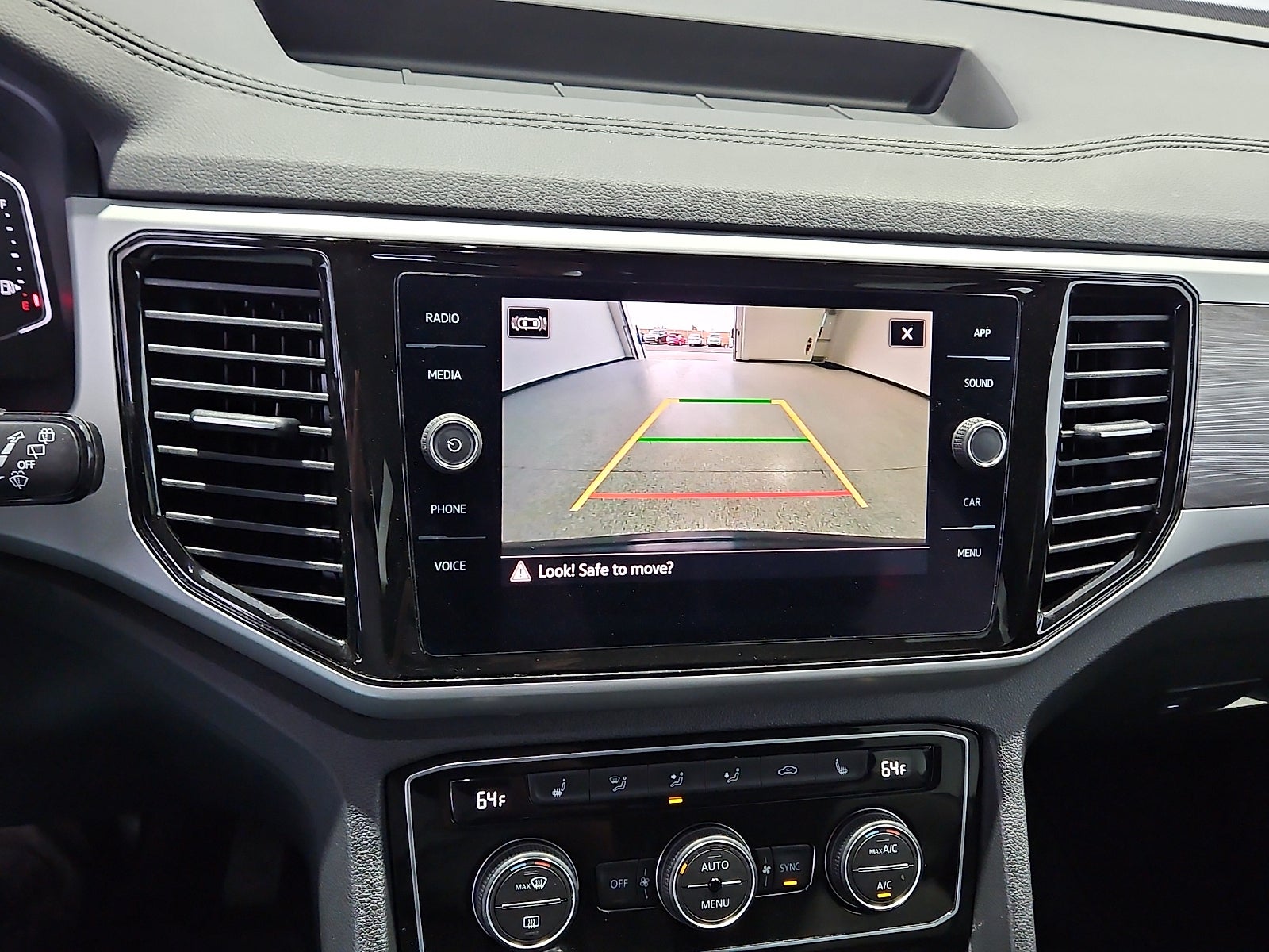 2022 Volkswagen Atlas Cross Sport 3.6L V6 SE w/Technology