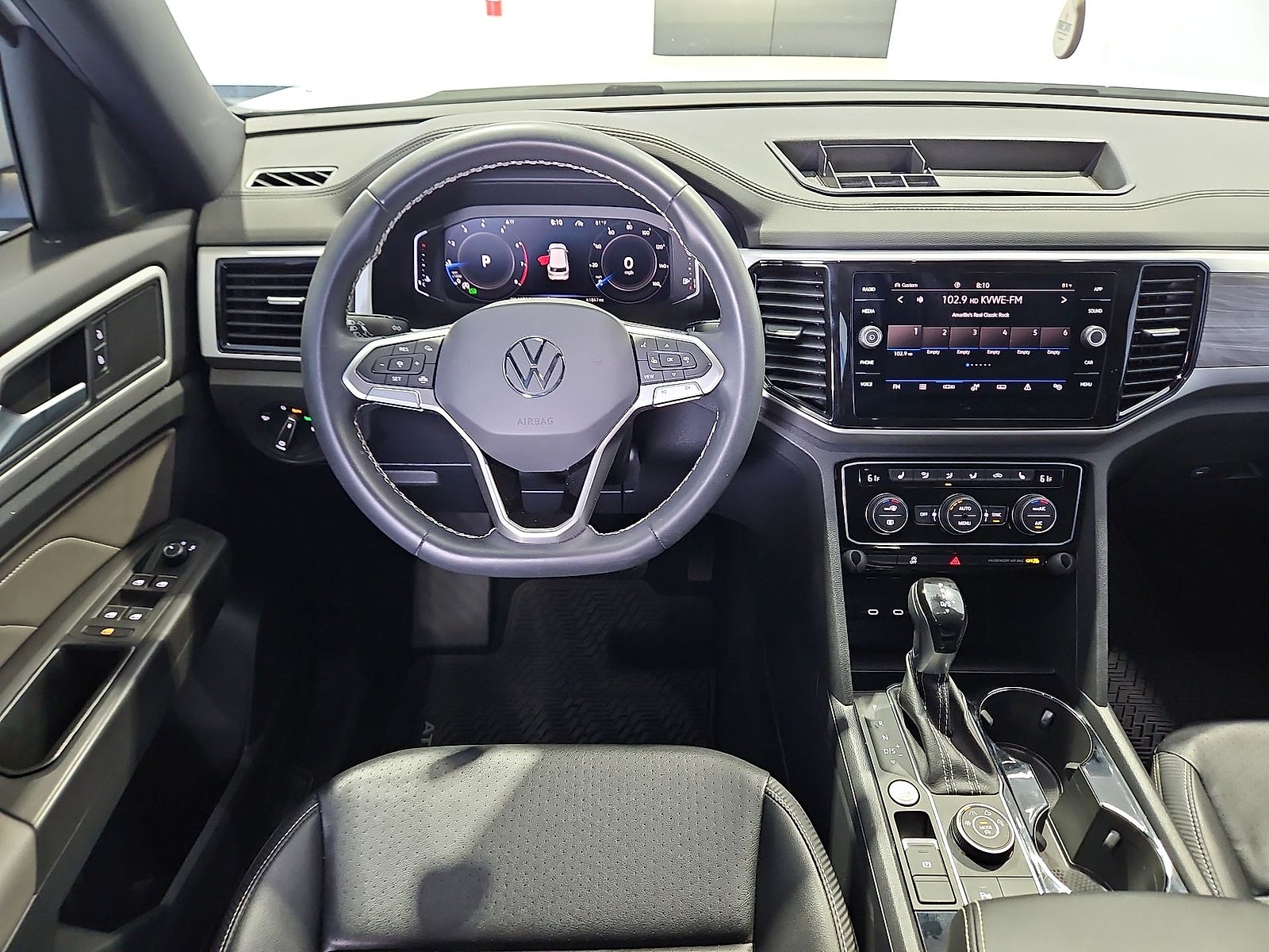 2022 Volkswagen Atlas Cross Sport 3.6L V6 SE w/Technology