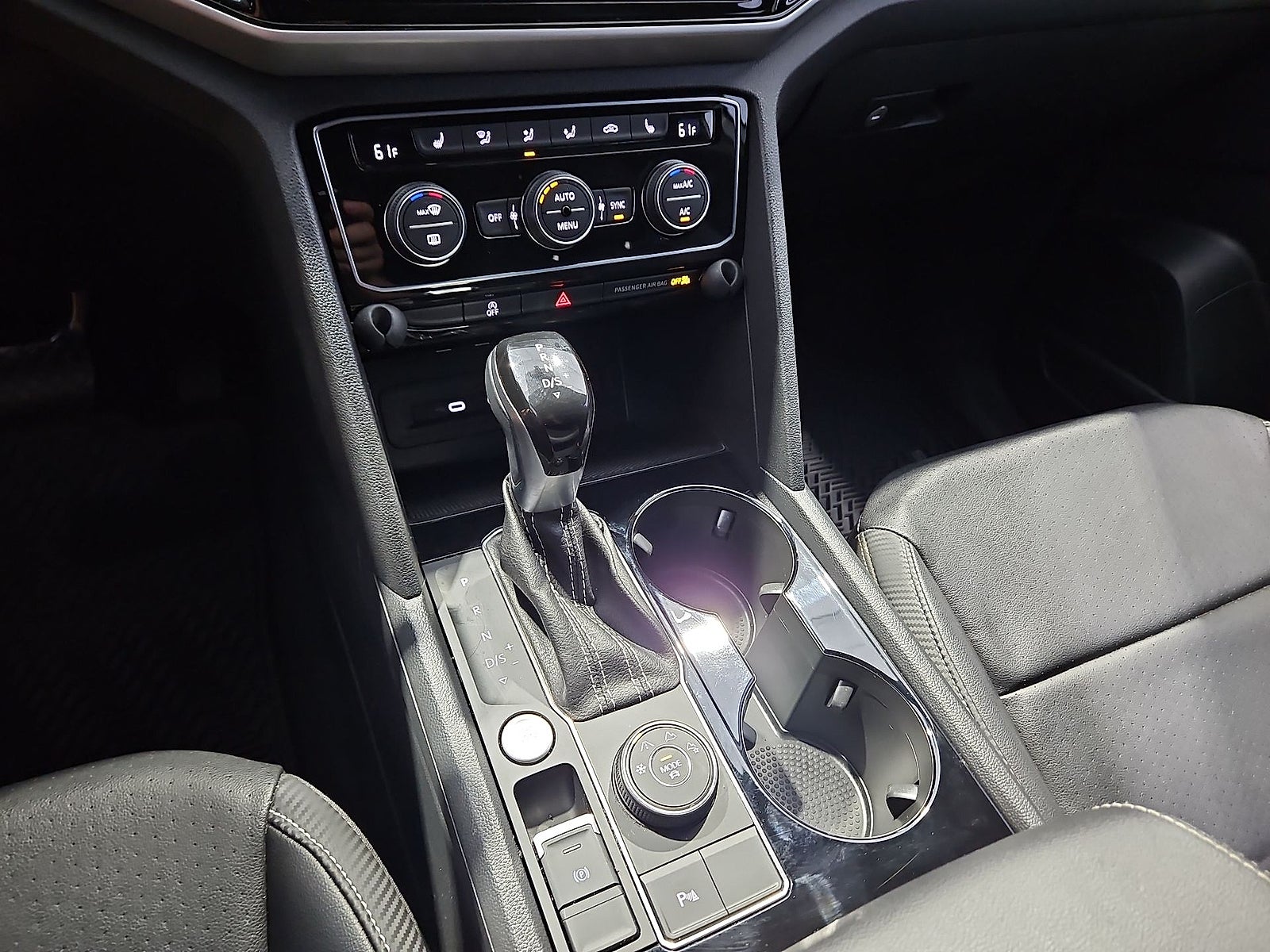 2022 Volkswagen Atlas Cross Sport 3.6L V6 SE w/Technology