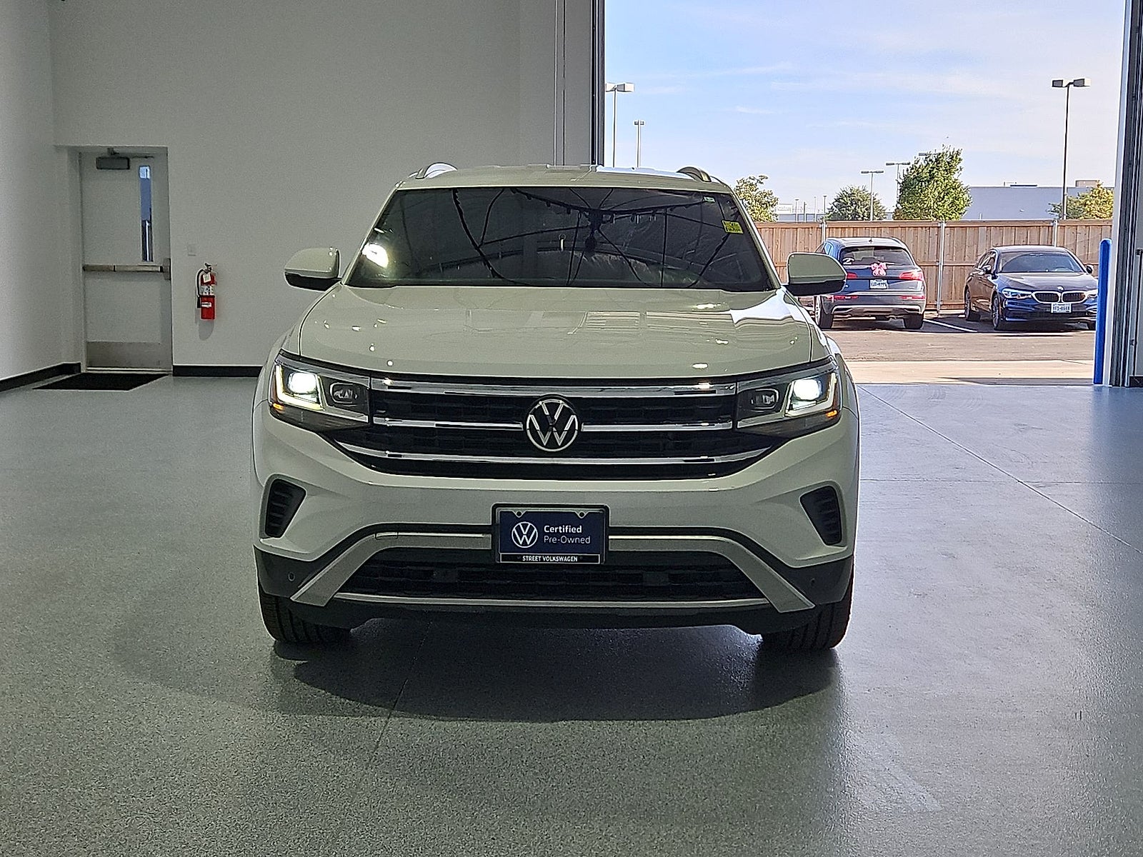 2022 Volkswagen Atlas Cross Sport 3.6L V6 SE w/Technology