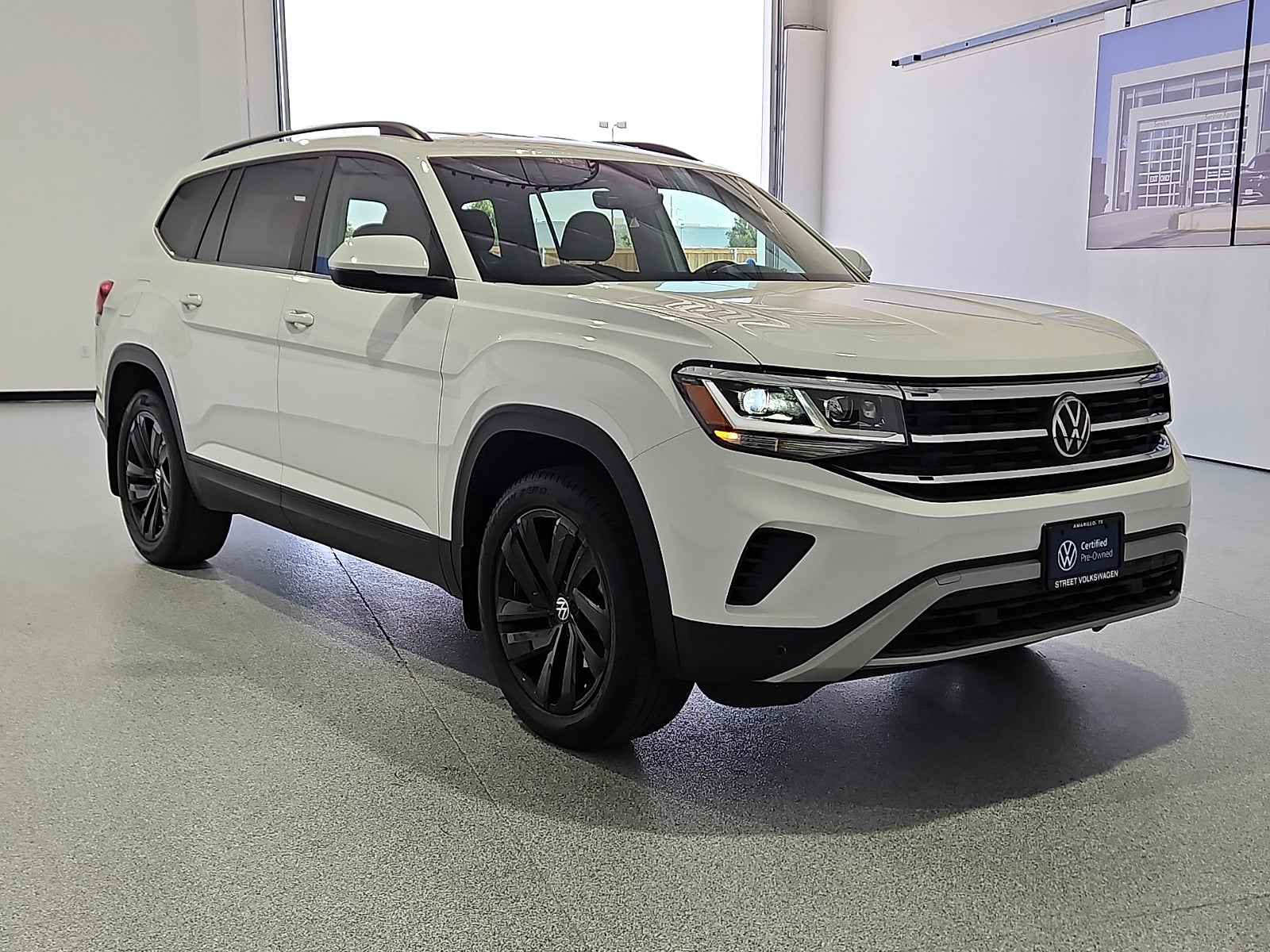 2023 Volkswagen Atlas 3.6L V6 SE w/Technology