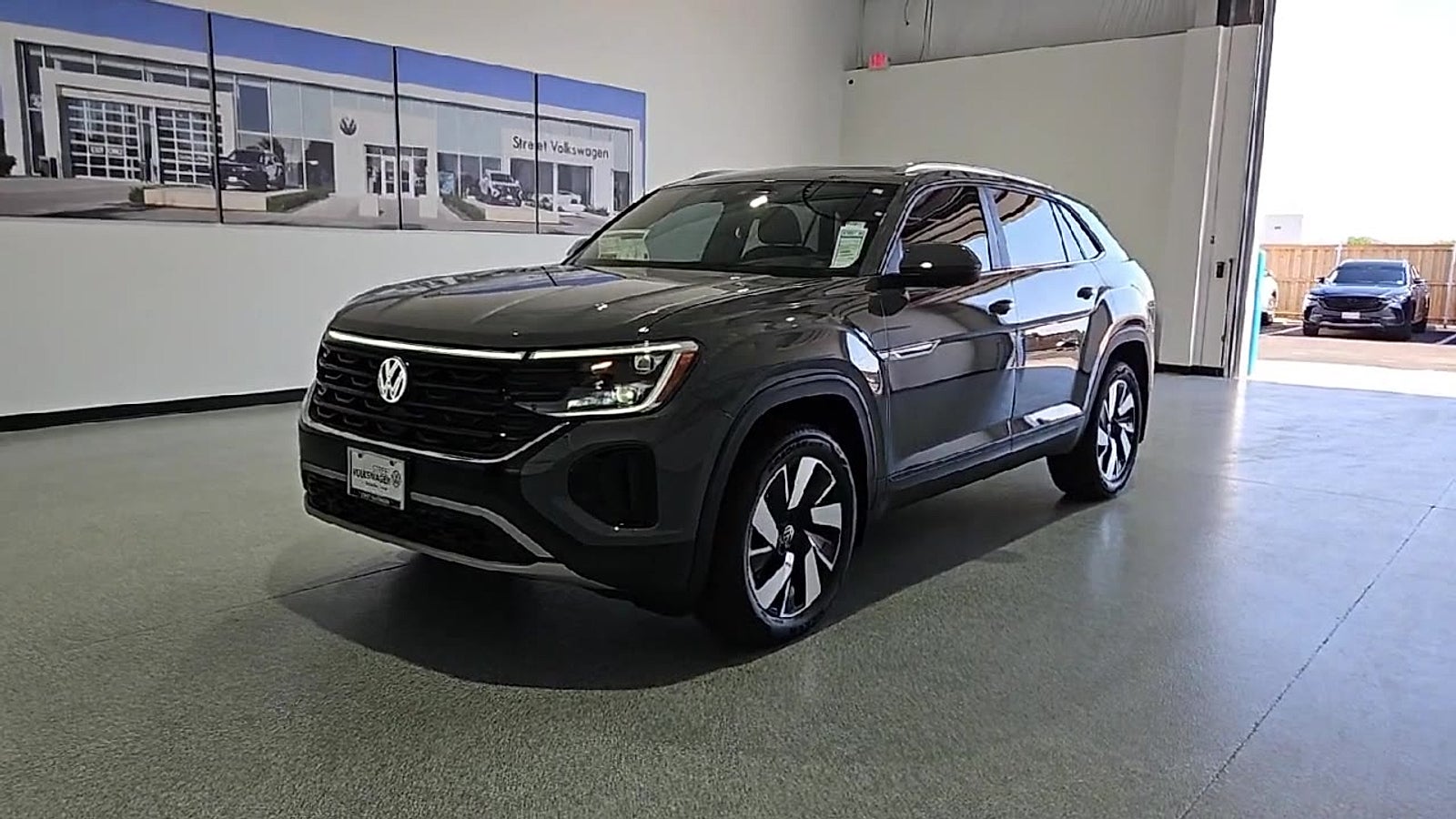 2026 Volkswagen Atlas Cross Sport SE with Technology