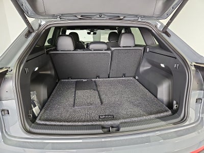 2026 Volkswagen Atlas Cross Sport SE with Technology