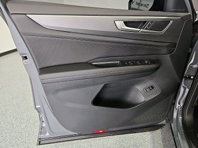 2026 Volkswagen Atlas Cross Sport SE with Technology