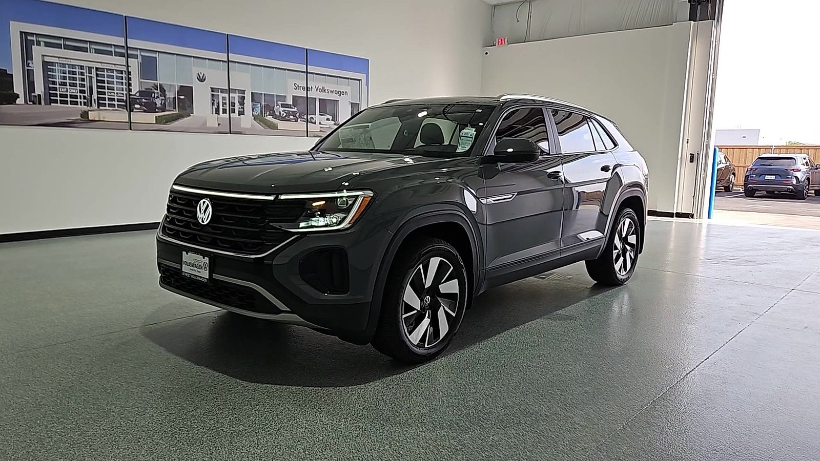 2026 Volkswagen Atlas Cross Sport SE with Technology