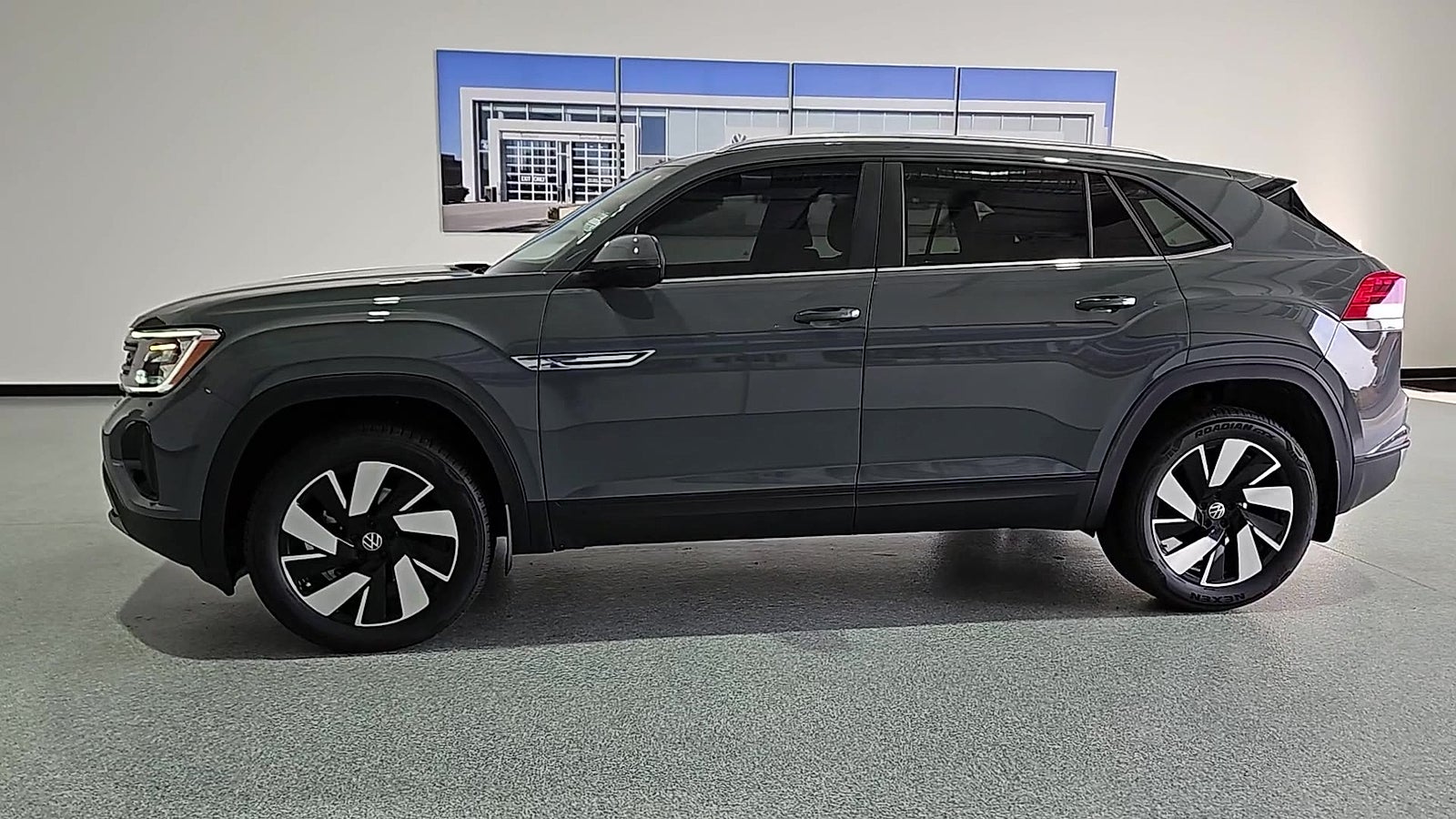 2026 Volkswagen Atlas Cross Sport SE with Technology
