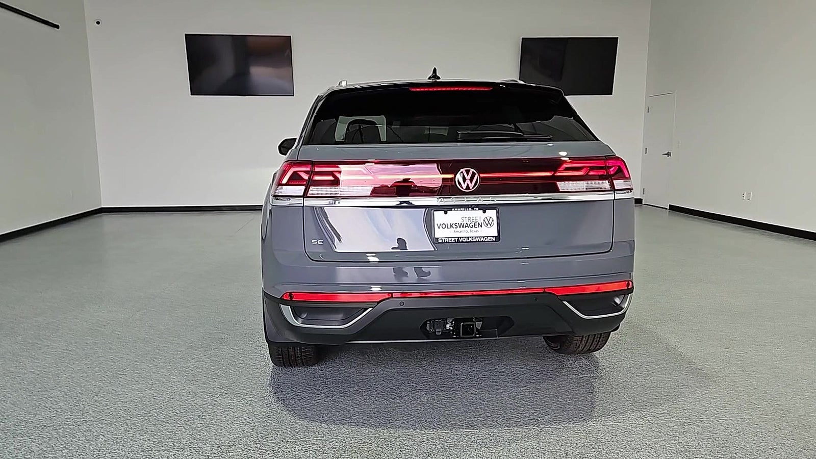 2026 Volkswagen Atlas Cross Sport SE with Technology