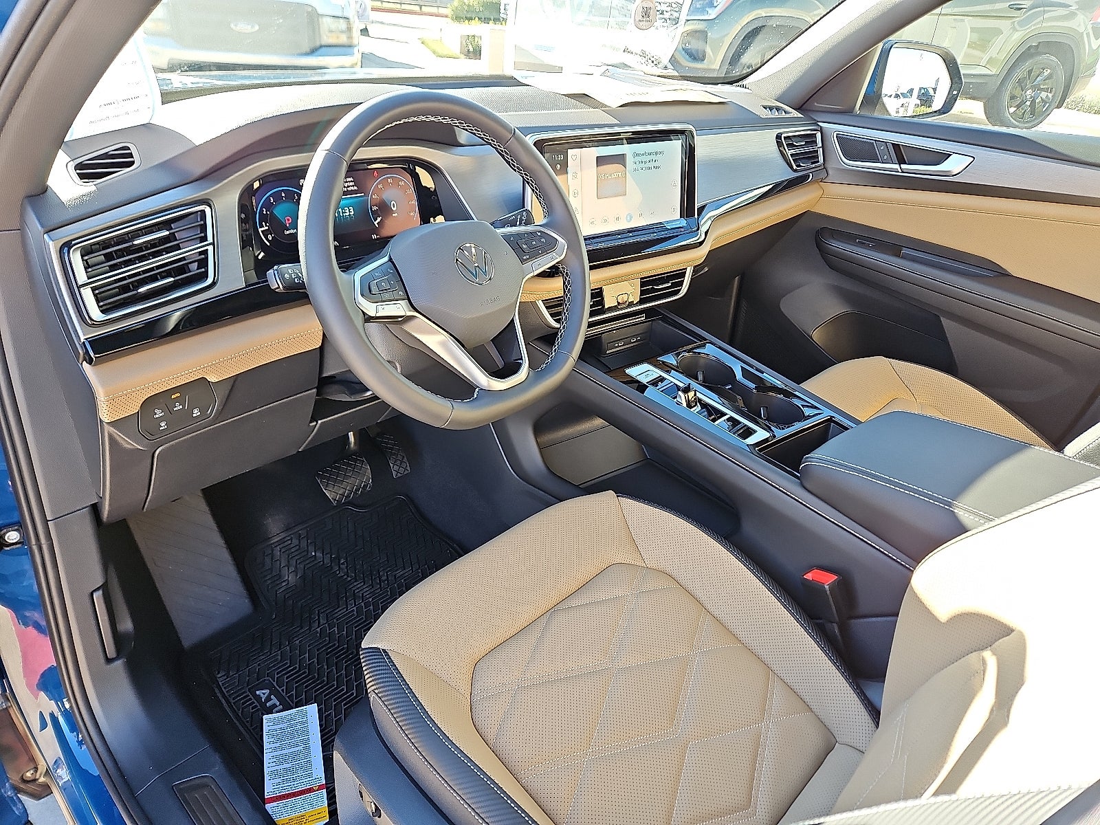 2026 Volkswagen Atlas Cross Sport 2.0T SE w/Technology