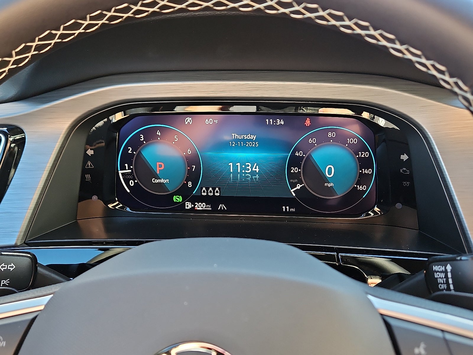 2026 Volkswagen Atlas Cross Sport 2.0T SE w/Technology