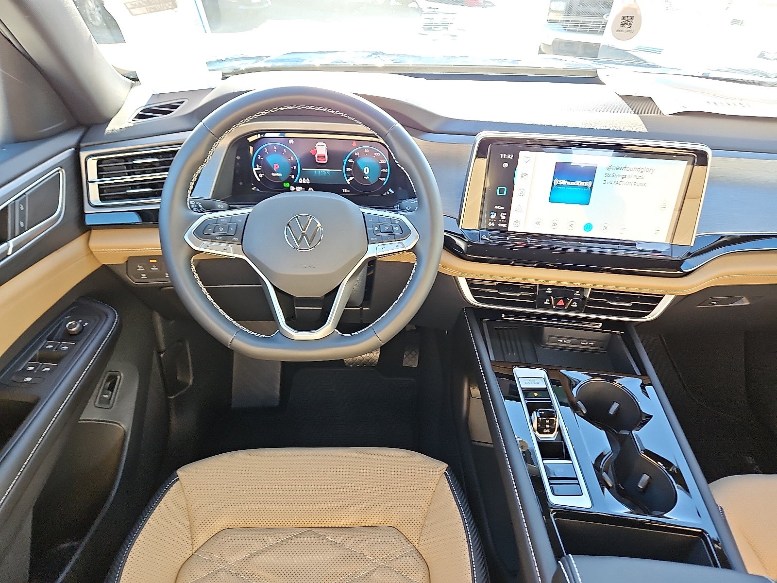 2026 Volkswagen Atlas Cross Sport 2.0T SE w/Technology