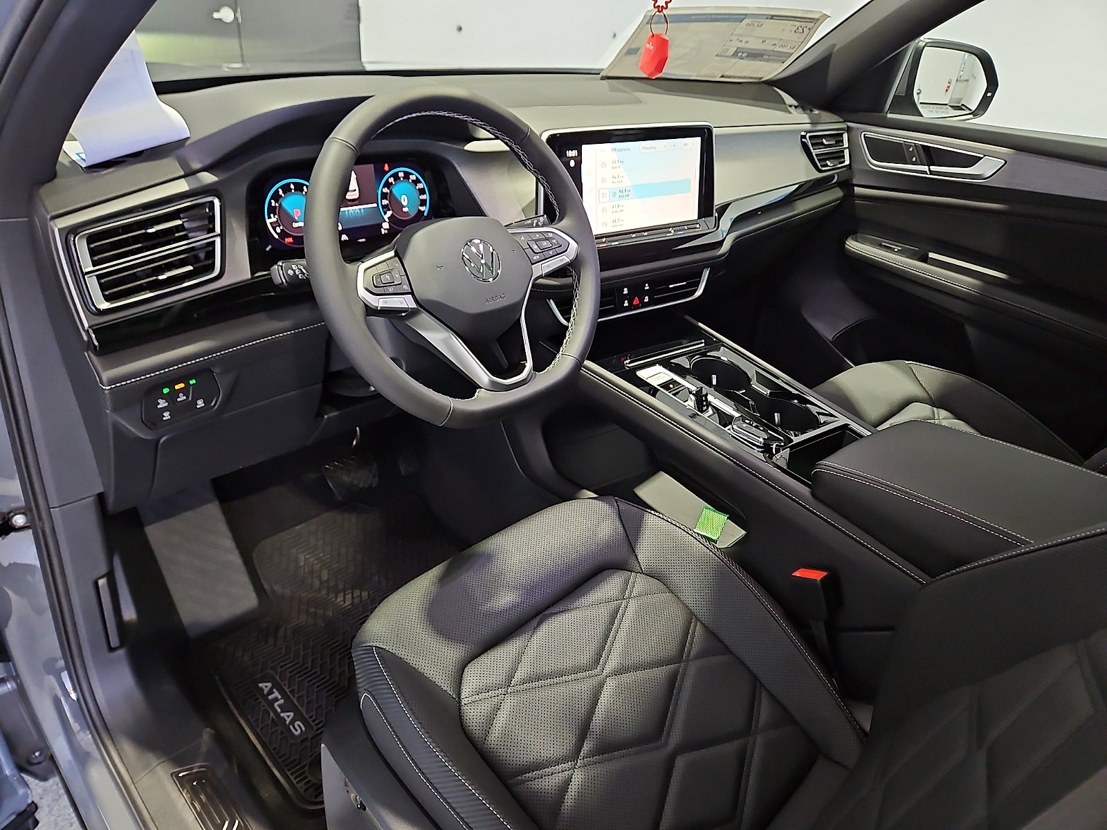 2026 Volkswagen Atlas Cross Sport SE with Technology