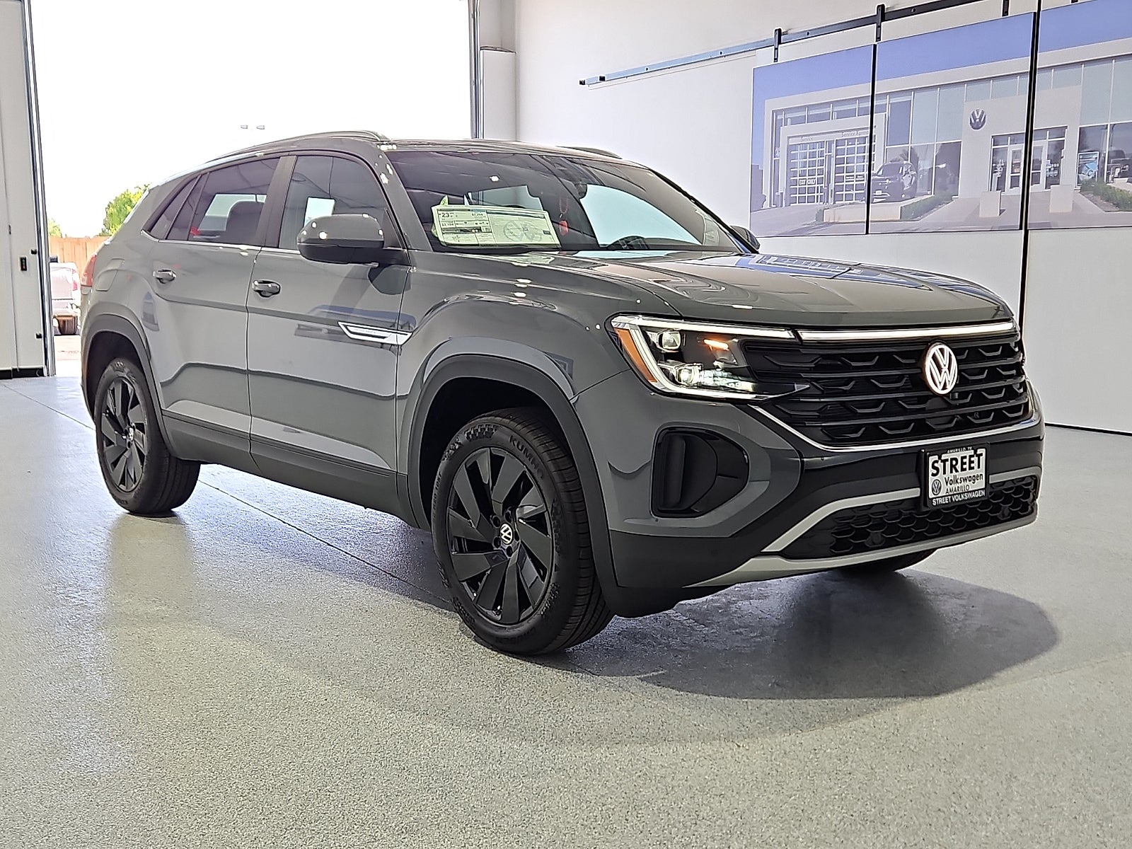 2026 Volkswagen Atlas Cross Sport SE with Technology