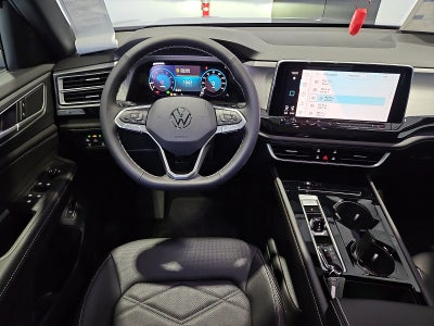 2026 Volkswagen Atlas Cross Sport SE with Technology