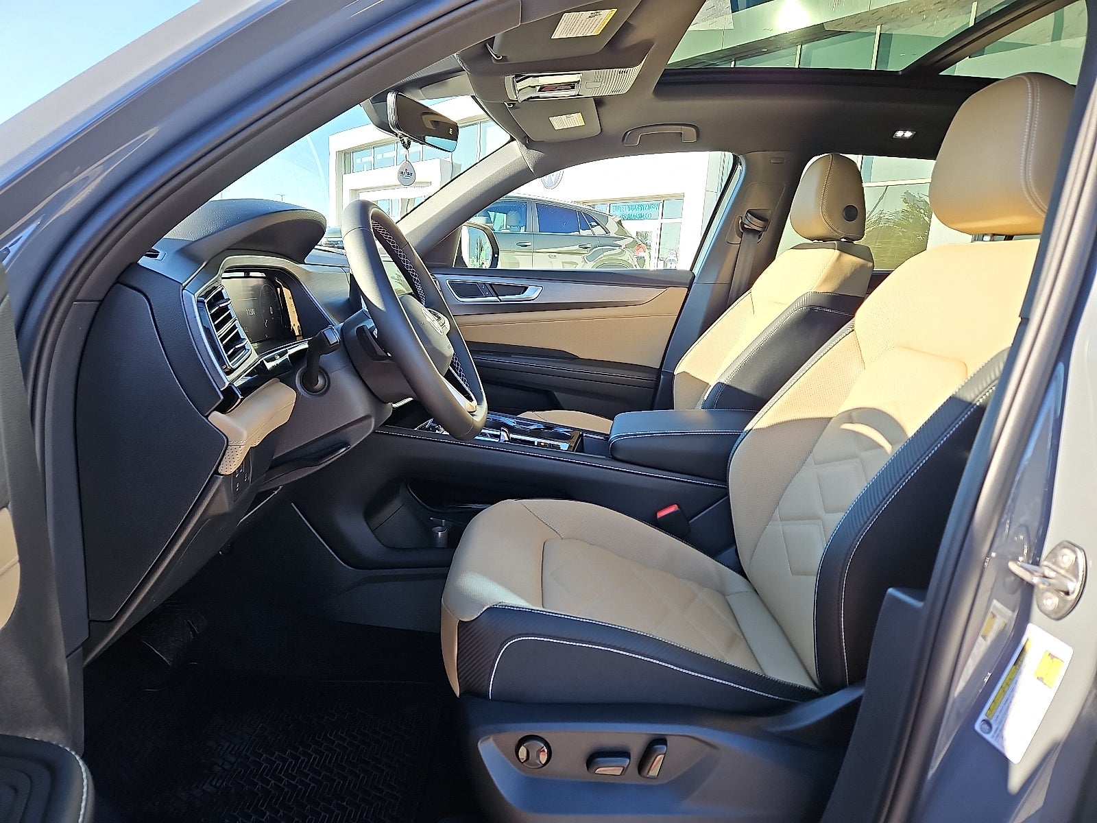 2026 Volkswagen Atlas Cross Sport 2.0T SE w/Technology