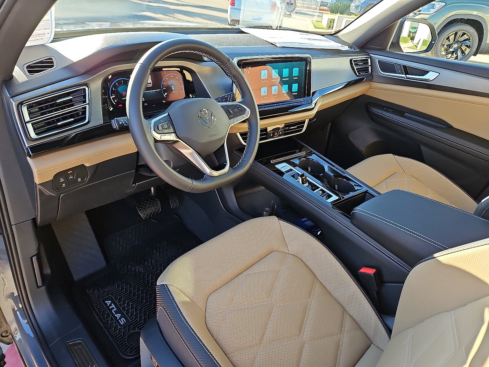 2026 Volkswagen Atlas Cross Sport 2.0T SE w/Technology