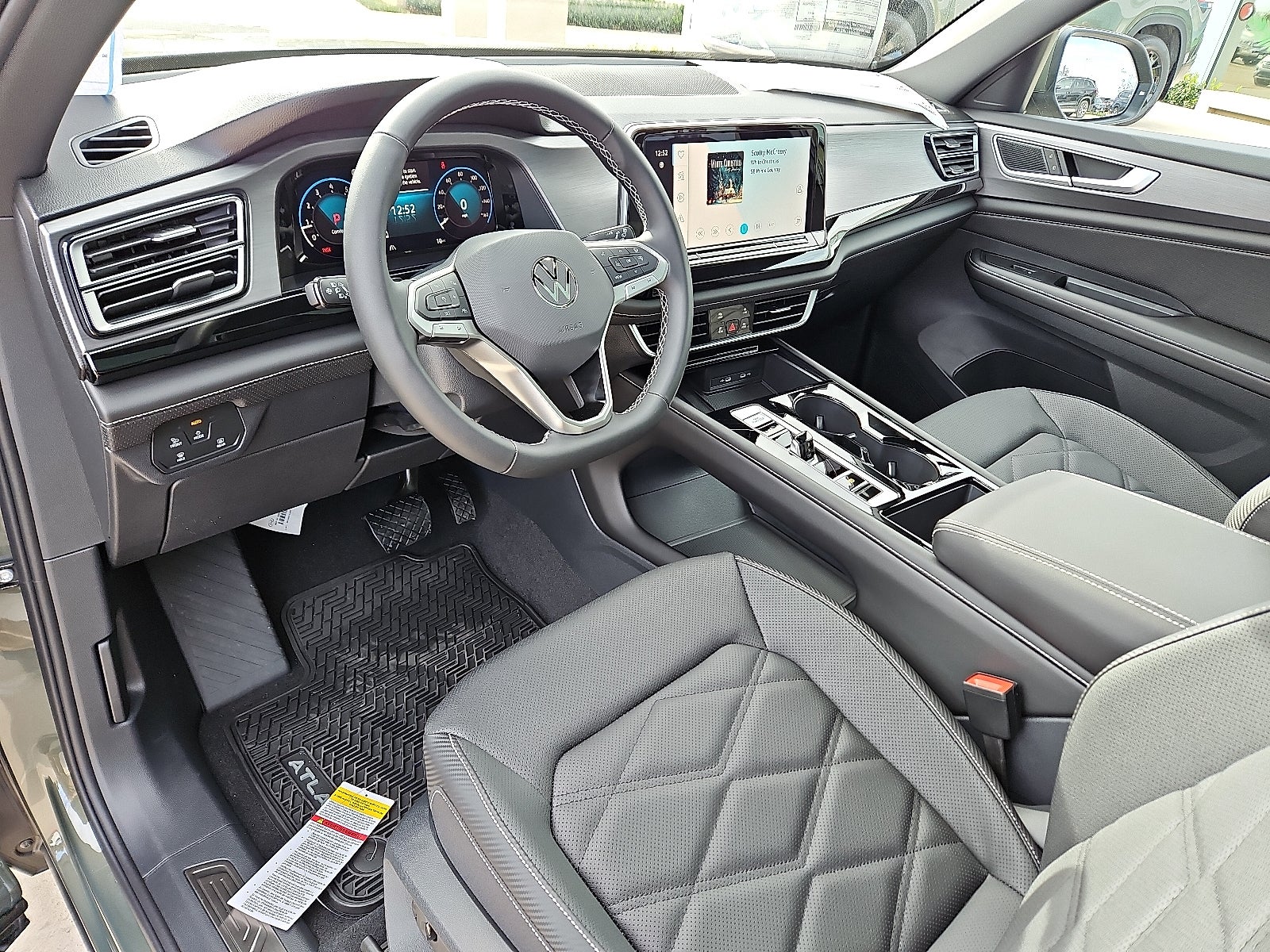 2026 Volkswagen Atlas Cross Sport 2.0T SE w/Technology