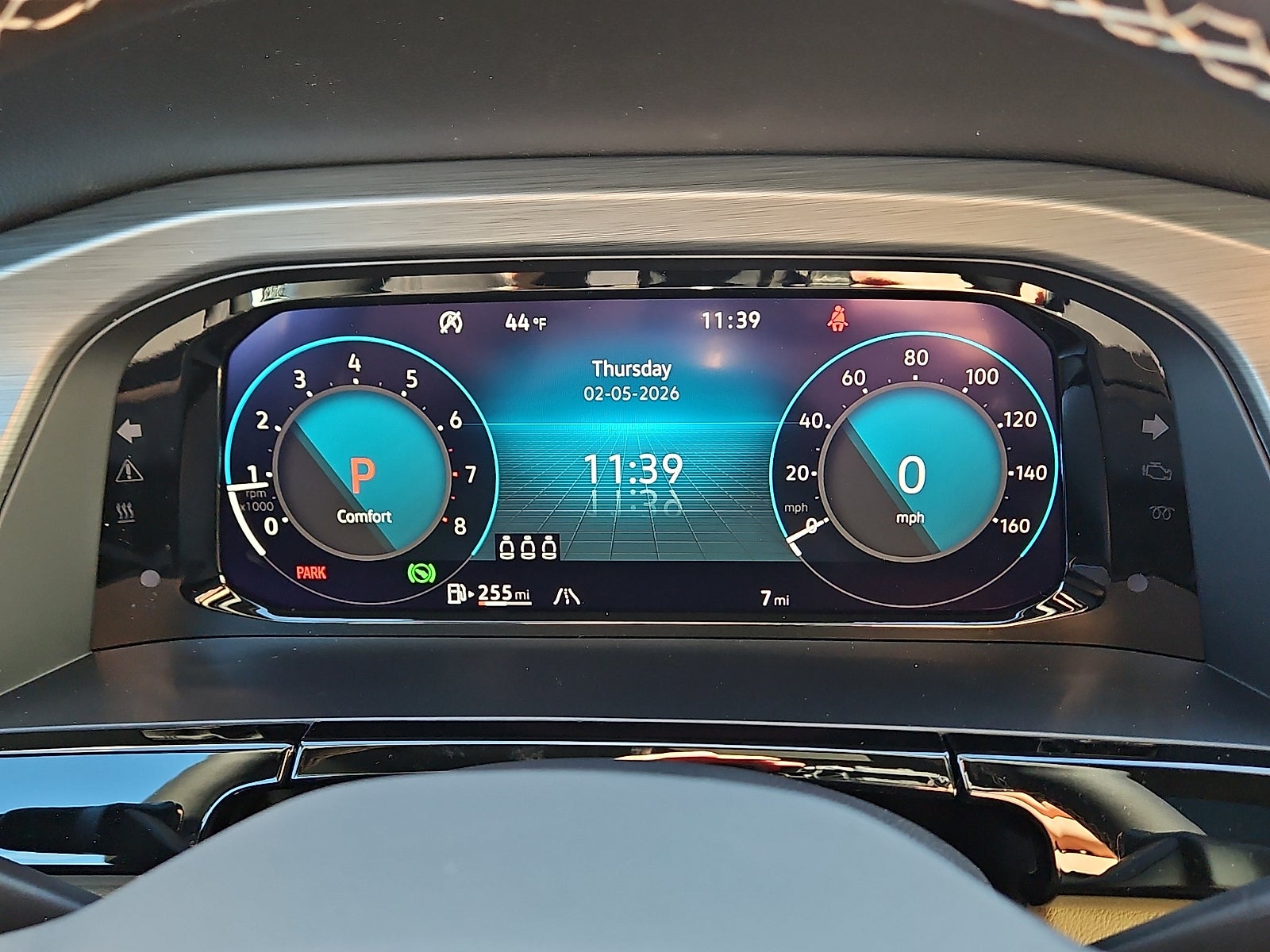 2026 Volkswagen Atlas Cross Sport 2.0T SE w/Technology