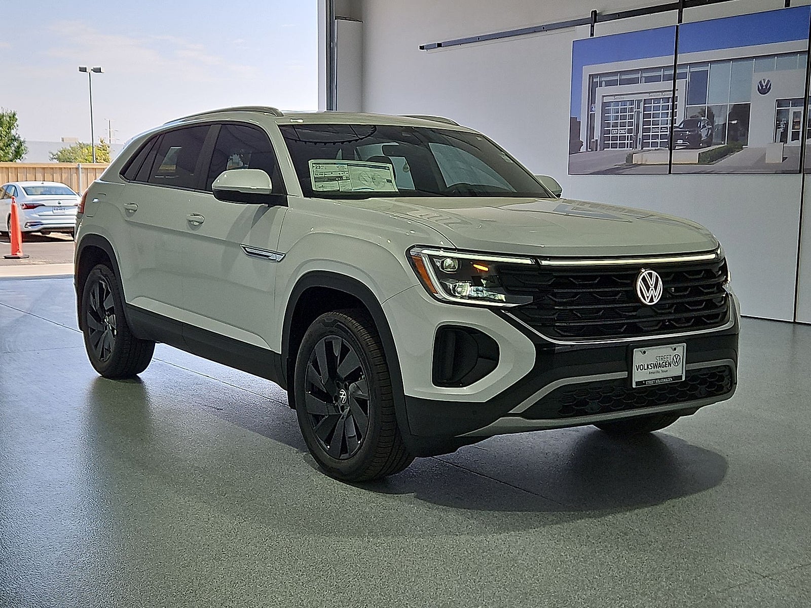 2026 Volkswagen Atlas Cross Sport SE with Technology