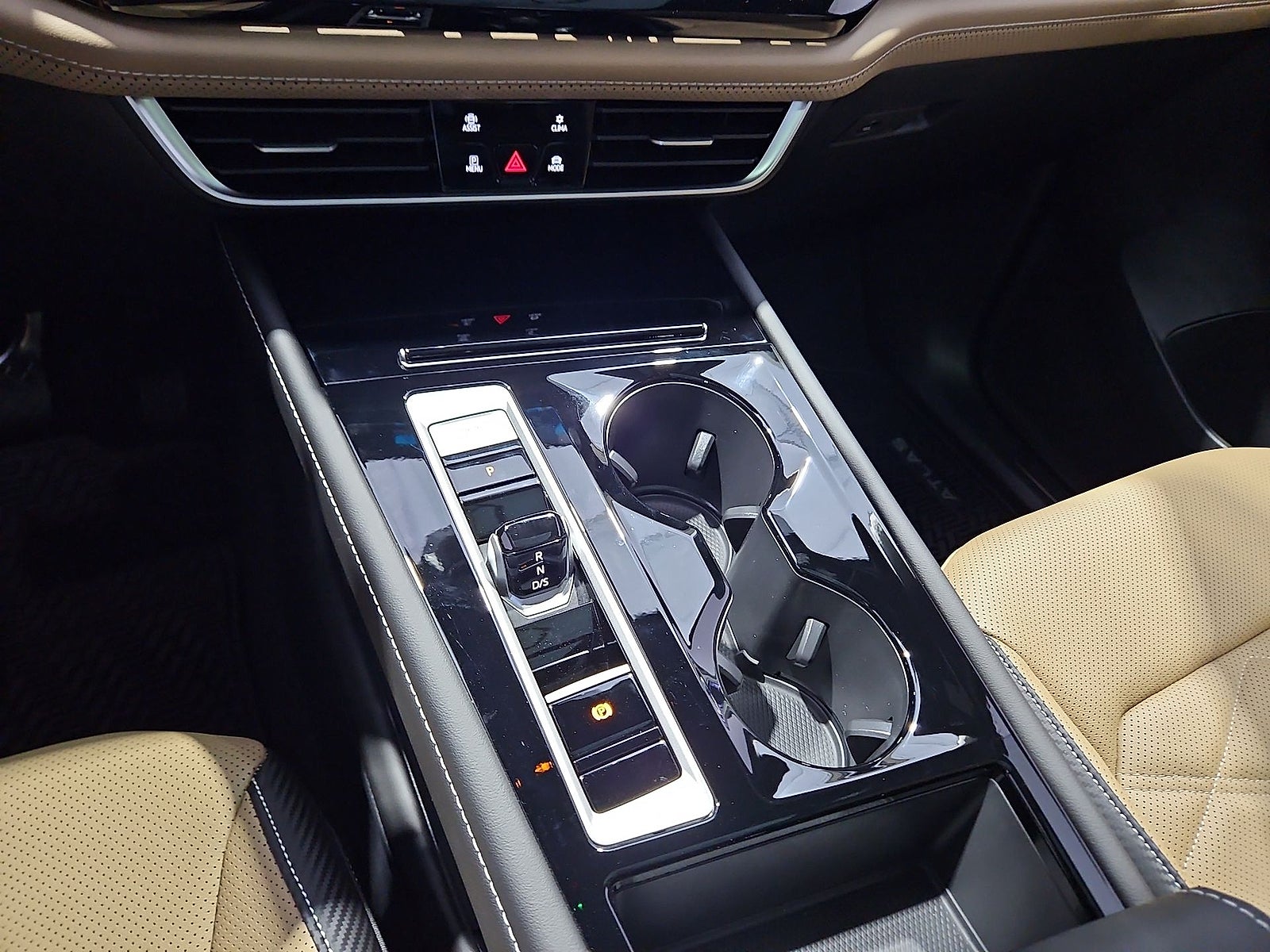 2026 Volkswagen Atlas Cross Sport SE with Technology