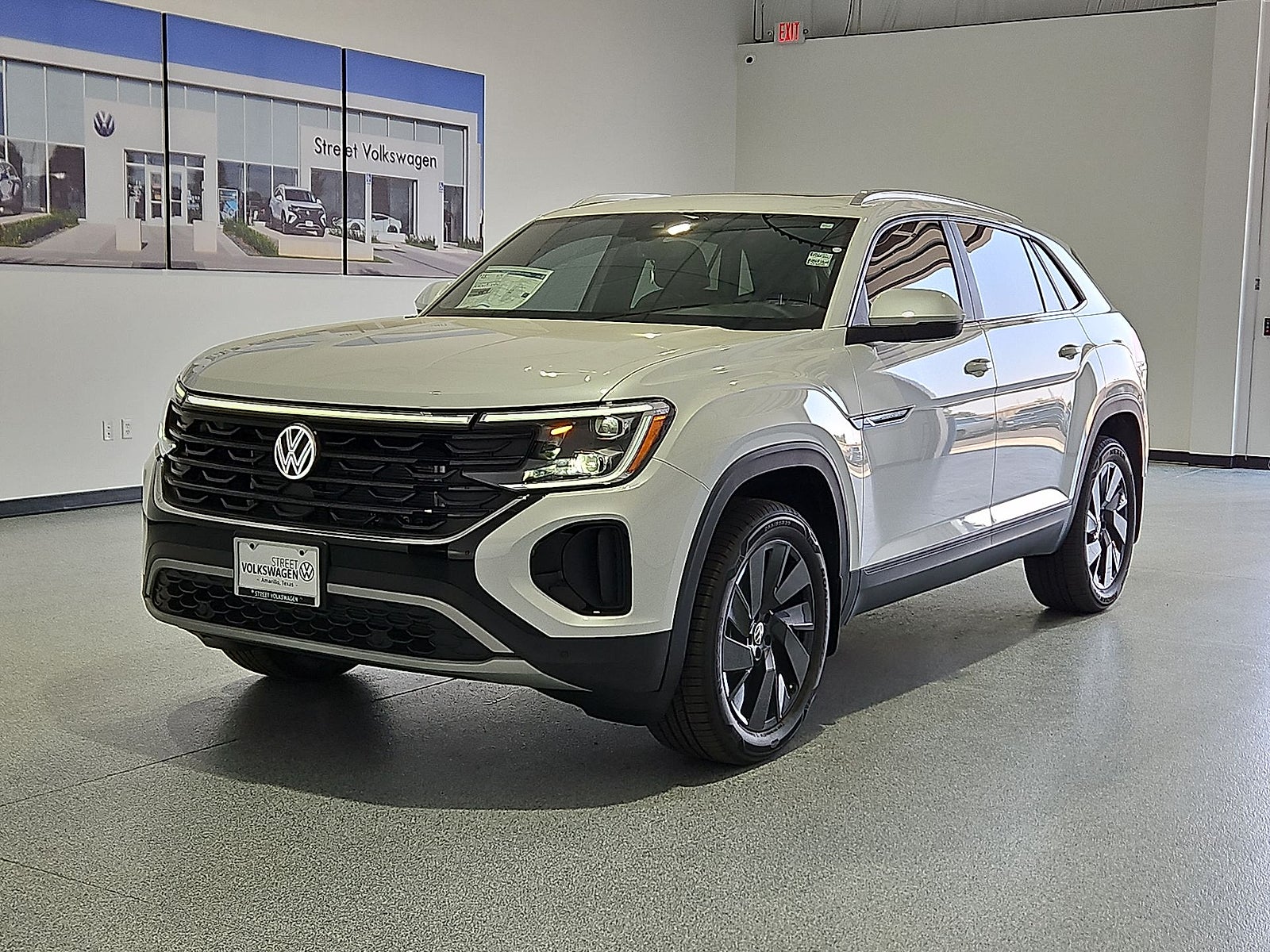 2026 Volkswagen Atlas Cross Sport SE with Technology