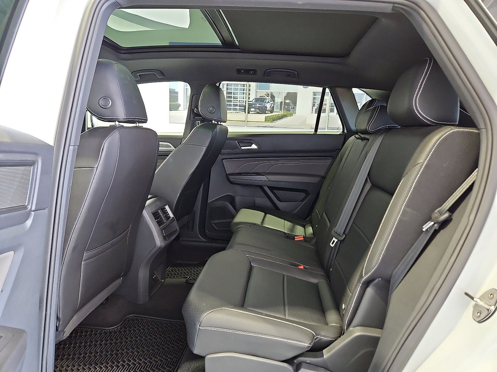 2023 Volkswagen Atlas Cross Sport 2.0T SE w/Technology
