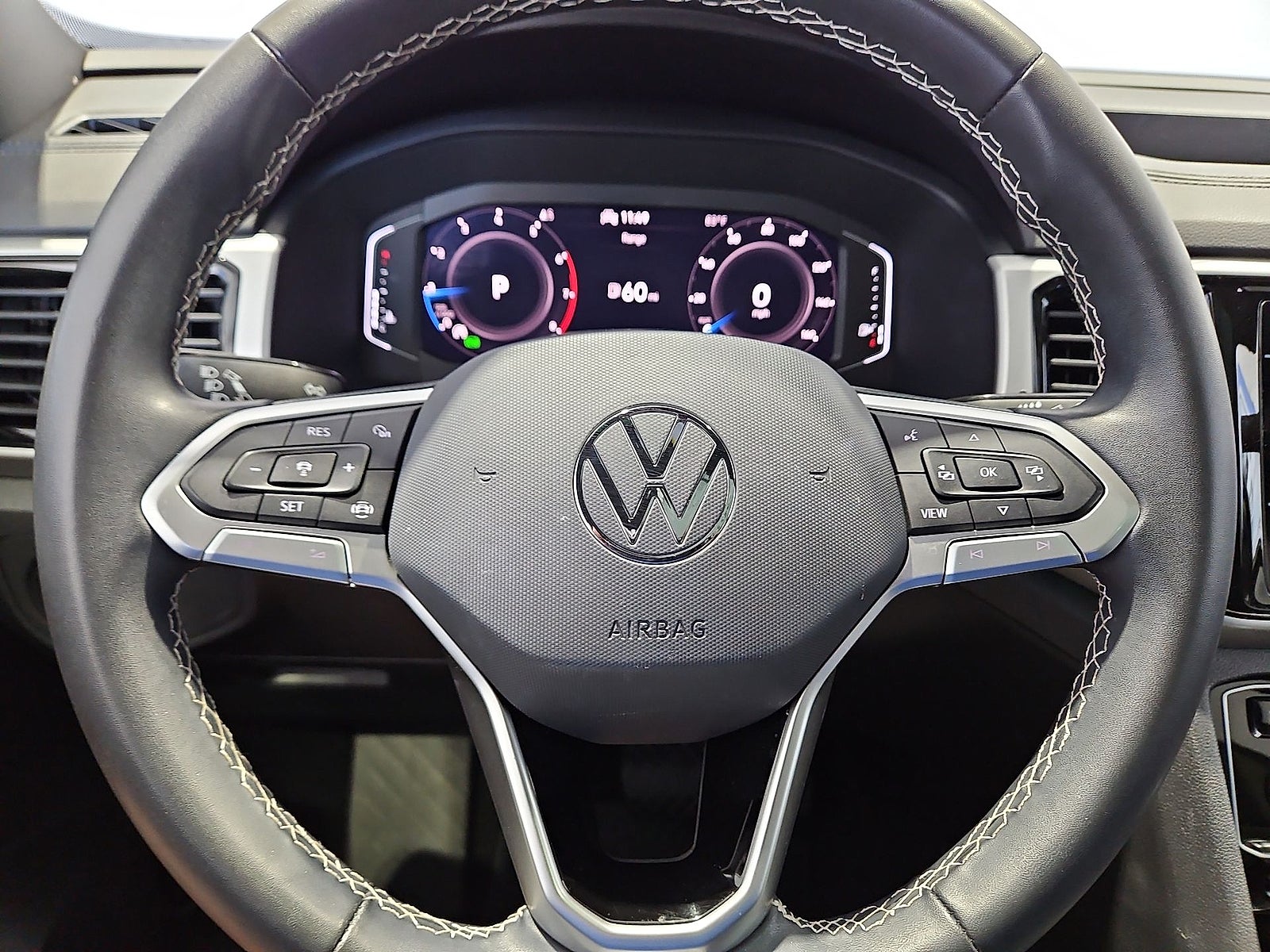 2023 Volkswagen Atlas Cross Sport 2.0T SE w/Technology