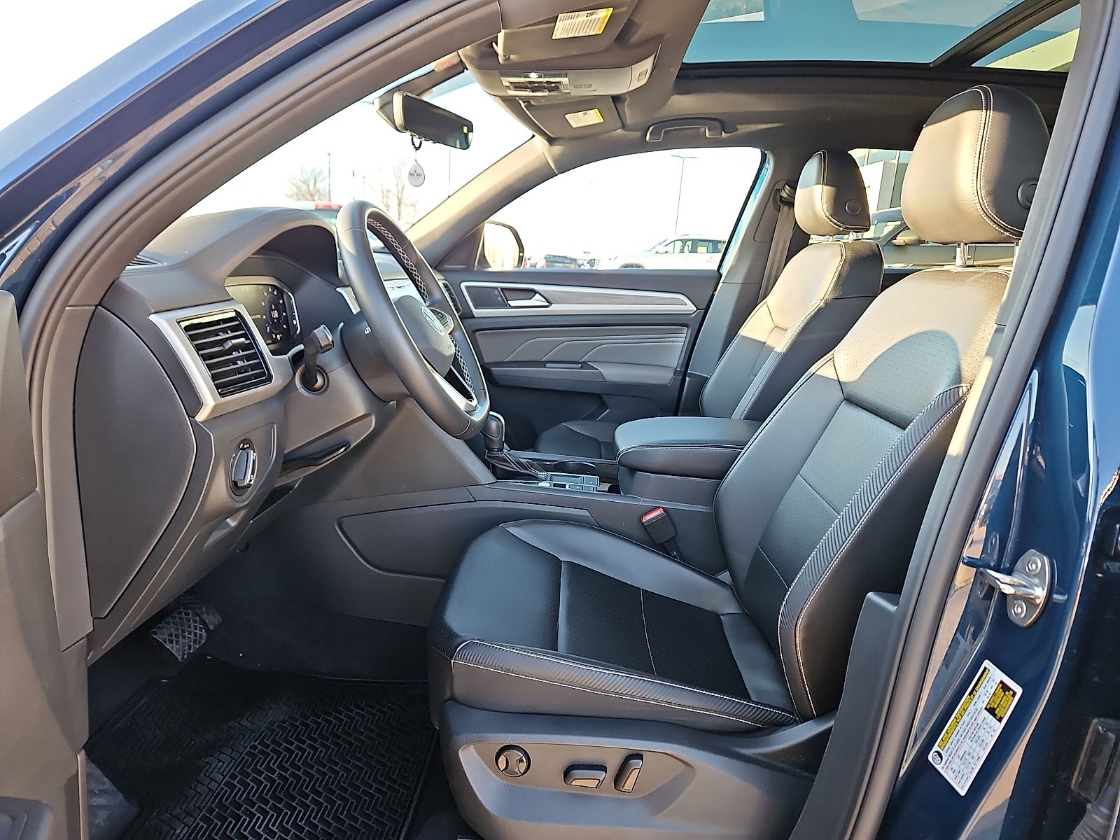 2022 Volkswagen Atlas Cross Sport 2.0T SE w/Technology