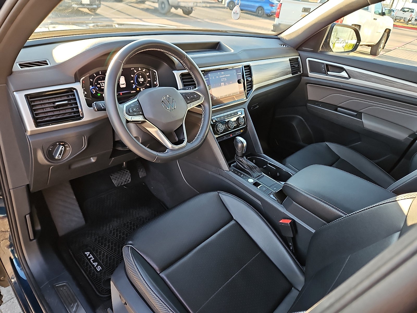 2022 Volkswagen Atlas Cross Sport 2.0T SE w/Technology