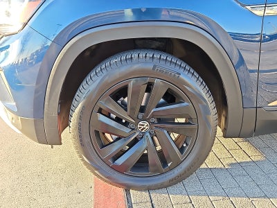 2022 Volkswagen Atlas Cross Sport 2.0T SE w/Technology