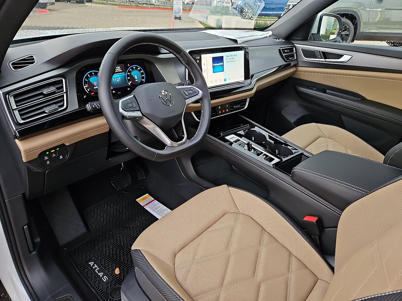 2026 Volkswagen Atlas Cross Sport 2.0T SE w/Technology