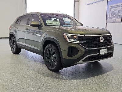 2026 Volkswagen Atlas Cross Sport SE with Technology