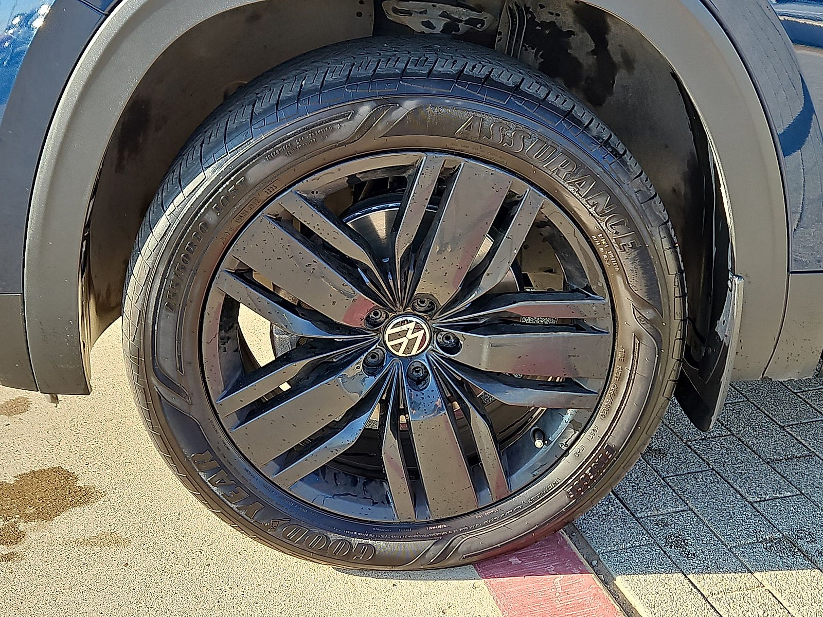 2022 Volkswagen Atlas Cross Sport 2.0T SE w/Technology