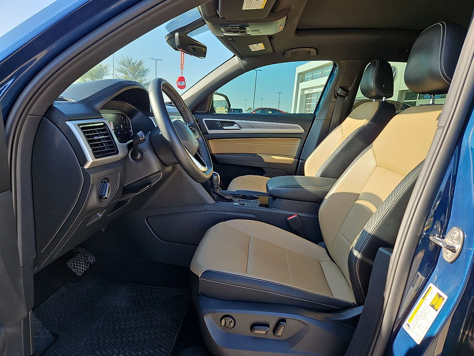 2022 Volkswagen Atlas Cross Sport 2.0T SE w/Technology