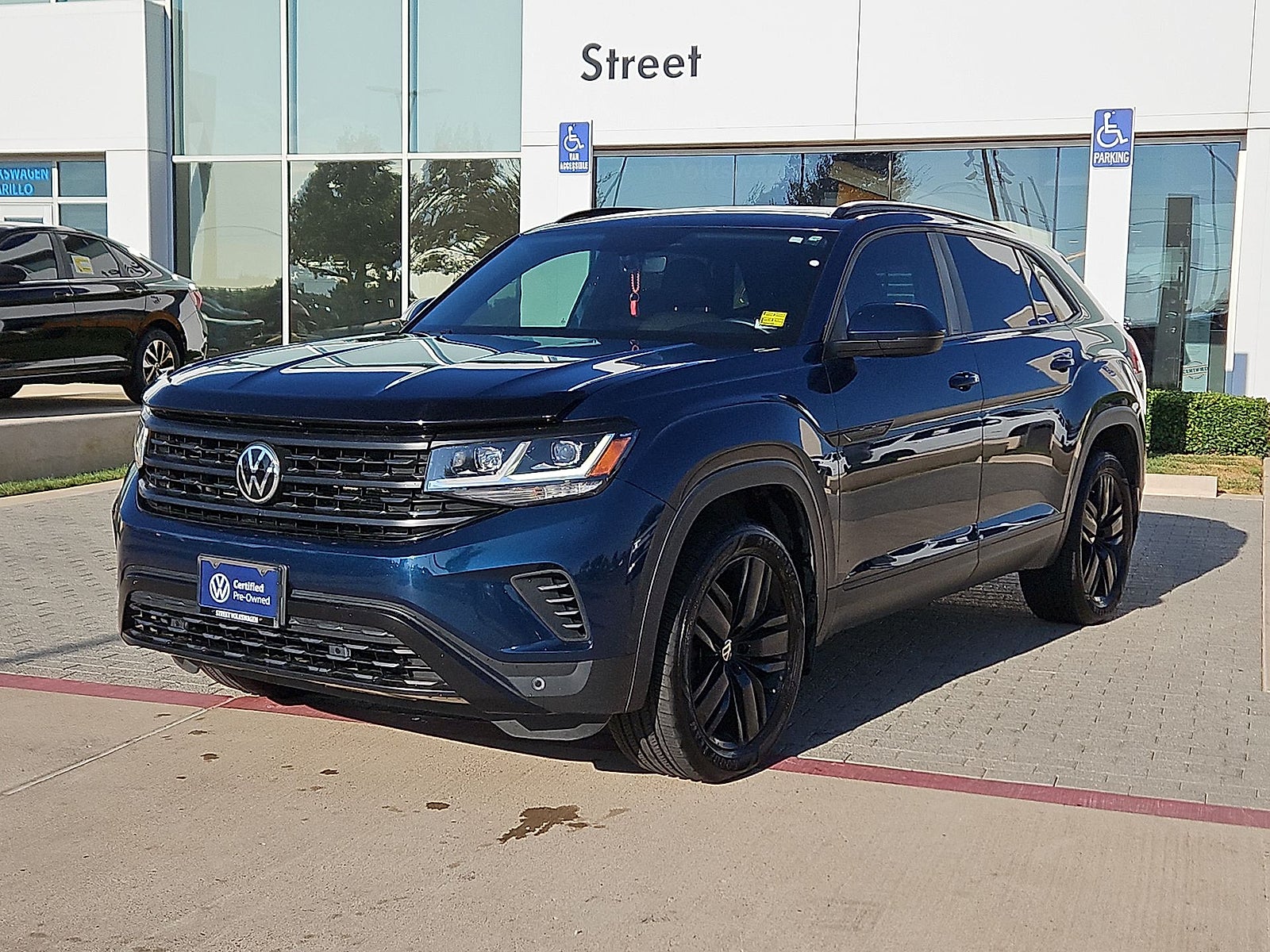 2022 Volkswagen Atlas Cross Sport 2.0T SE w/Technology