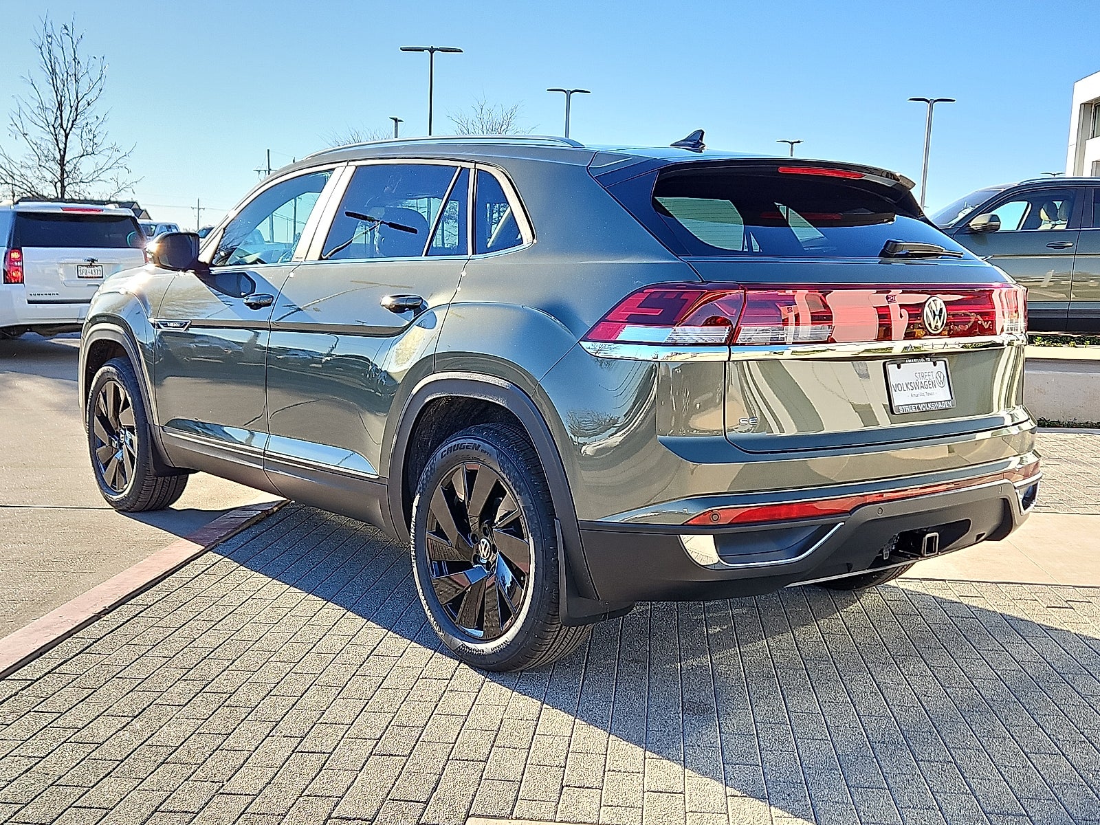 2026 Volkswagen Atlas Cross Sport 2.0T SE w/Technology