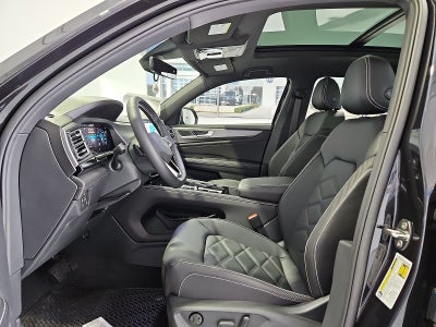 2026 Volkswagen Atlas Cross Sport SE with Technology