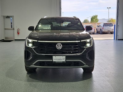 2026 Volkswagen Atlas Cross Sport SE with Technology